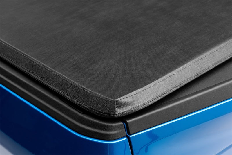 Lund 2019 Ford Ranger (6ft Bed) Genesis Tri-Fold Tonneau Cover - Black