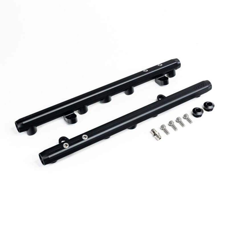 DeatschWerks DWK7-202 Chevrolet LS2/LS3 Fuel Rails