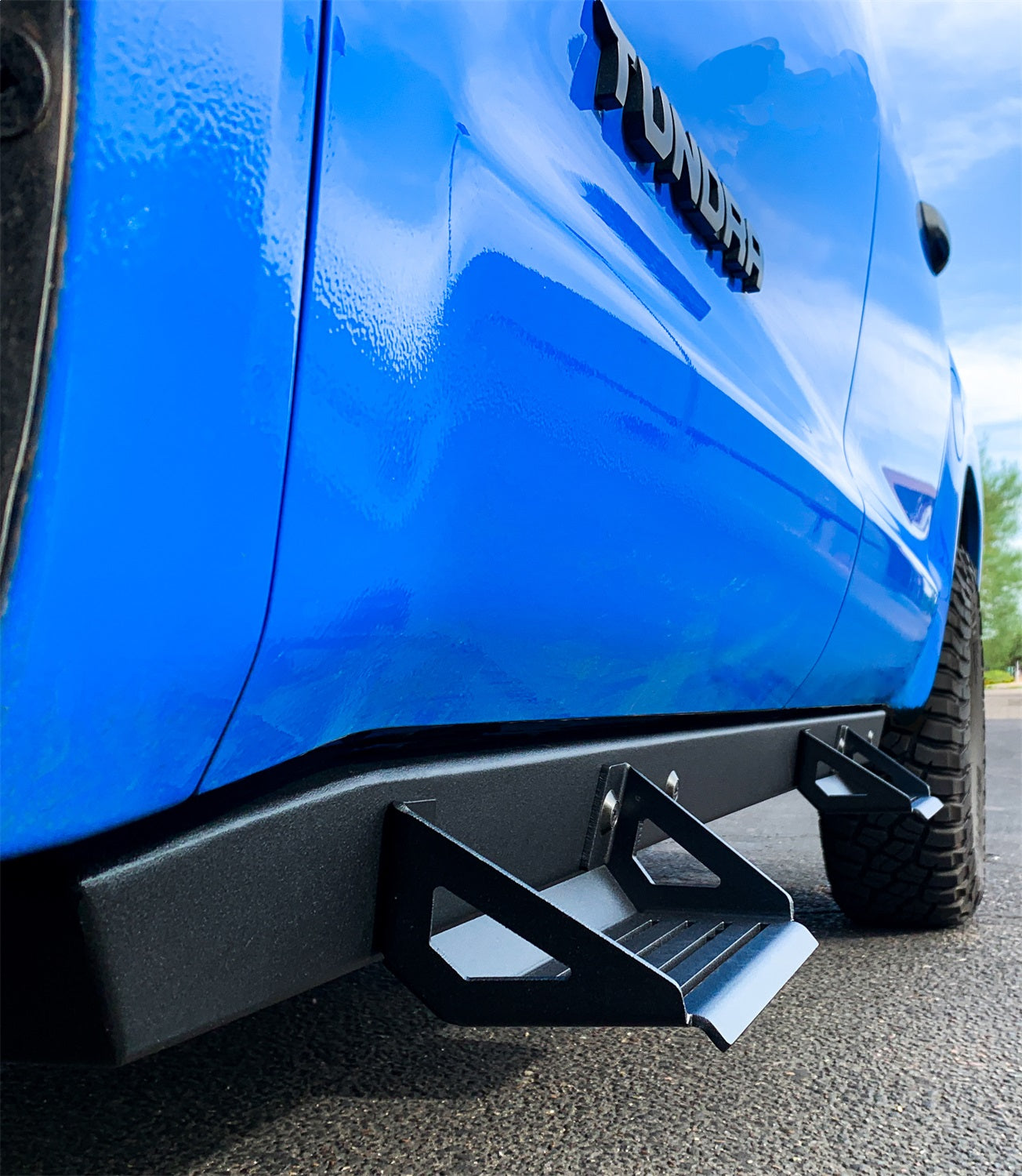 Innovative Creations Inc - 840121412951 - Nerf/Step Bar - ICI (Innovative Creations) 840121412951 Alumilite Side-Steps Fits 07-21 Tundra
