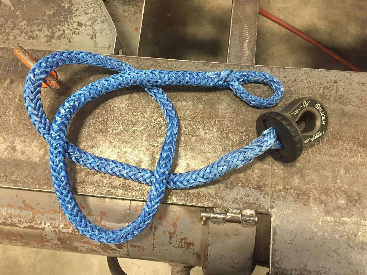 Factor 55 - 00352-01 - Winch Safety Thimble - Splicer 3/8-1/2 Inch Synthetic Rope Splice On Shackle Mount Red