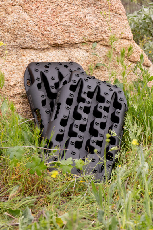DV8 Offroad Xtract Mini Traction Boards, Pair, Black - Part Number DVERTB2-02BK