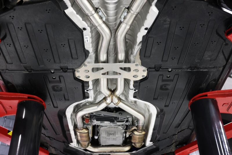 Dinan 21-27 BMW M3/M4 G80/G82/G83 High Flow Middle Exhaust with 3-Inch Stainless Steel Tubing