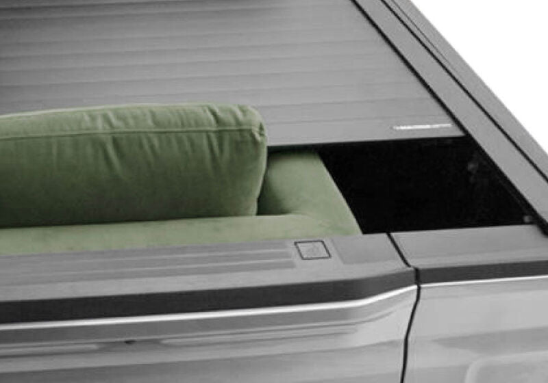 Retrax - rtxT-80484 - RetraxPRO XR Retractable Tonneau Cover