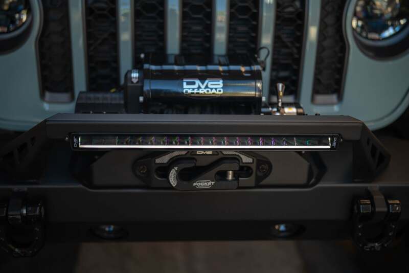 DV8 Offroad 20-Inch Halo Elite Single-Row LED Light Bar with White and Amber Accent Light, Part Number dveBE20SW105W-H