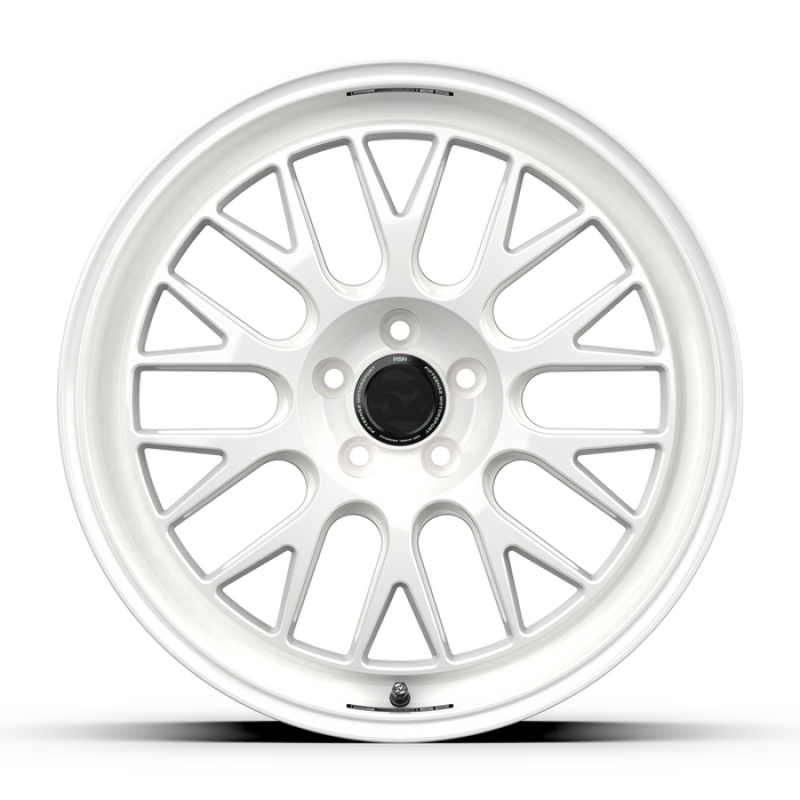 fifteen52 - fftRSHRW-99554+38-2 - Holeshot RSR Rally White Wheel