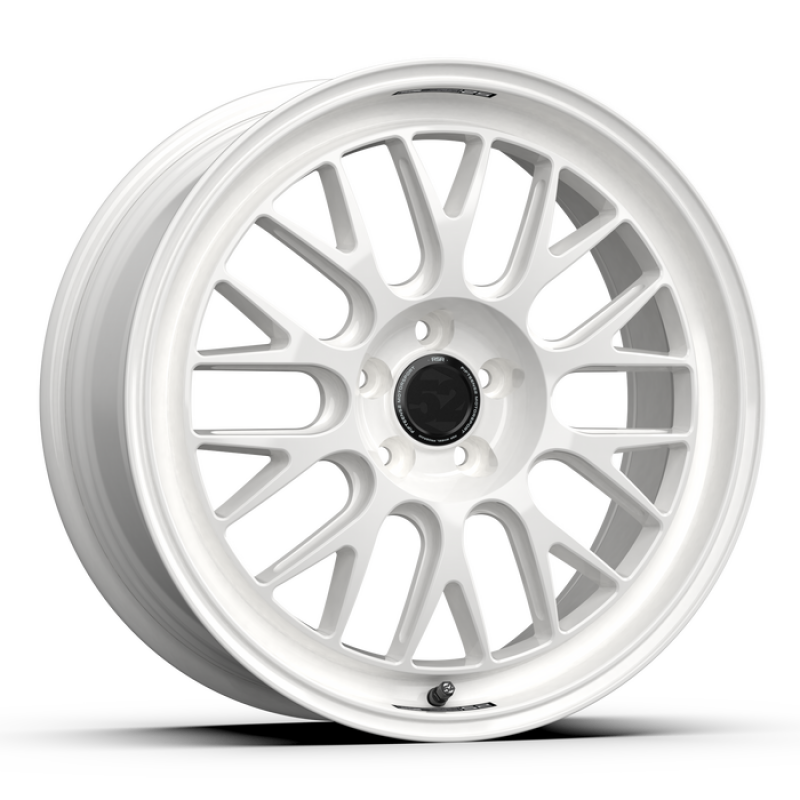 fifteen52 - fftRSHRW-99554+38-2 - Holeshot RSR Rally White Wheel