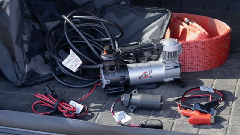 Air Lift Digital Portable Compressor, 120 PSI, 12-Volt, Part Number ALF16188