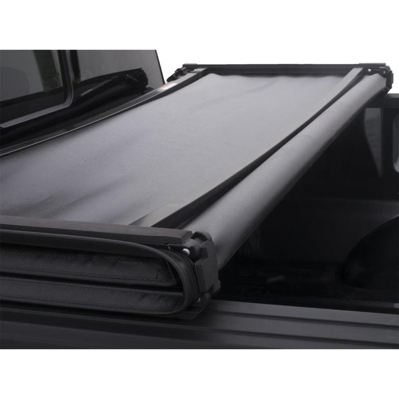 Lund 16-17 Nissan Titan XD (6.5ft. Bed w/o Titan Box) Genesis Tri-Fold Tonneau Cover - Black