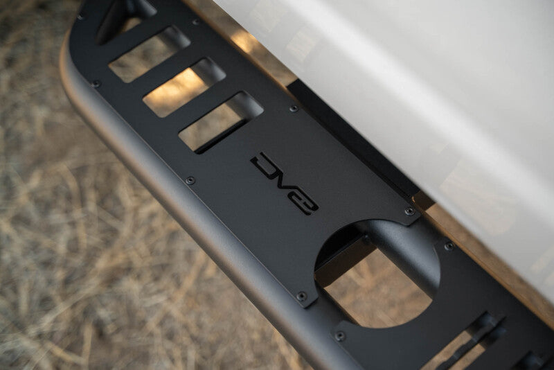 DV8 Offroad OE Plus Side Steps for 2019-2025 RAM 1500 Crew Cab, Black Steel - DVE SRDR1-01