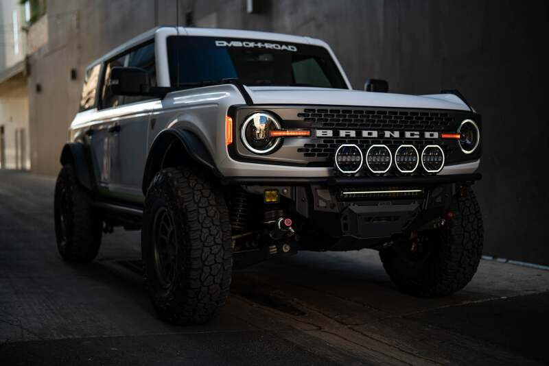 DV8 Offroad BE7RW108W-H 7-Inch Halo Elite Round Light with Accent Halo
