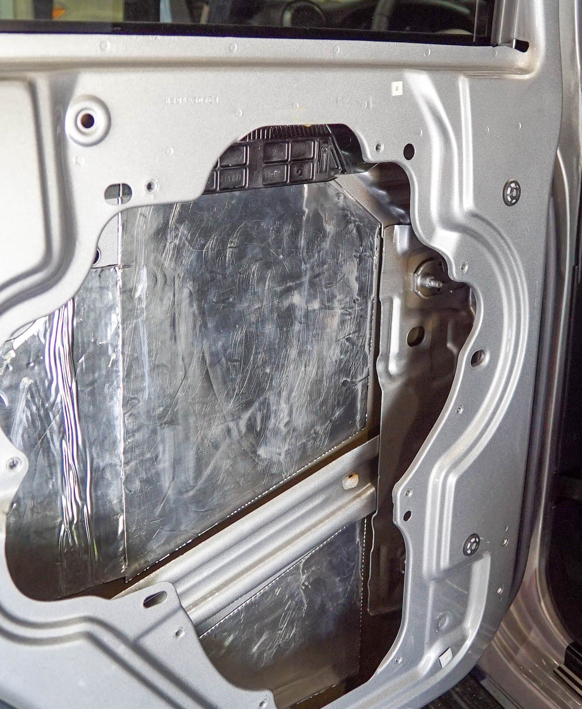 2009-2013 Mercedes Vito Rear Door Kit - Back