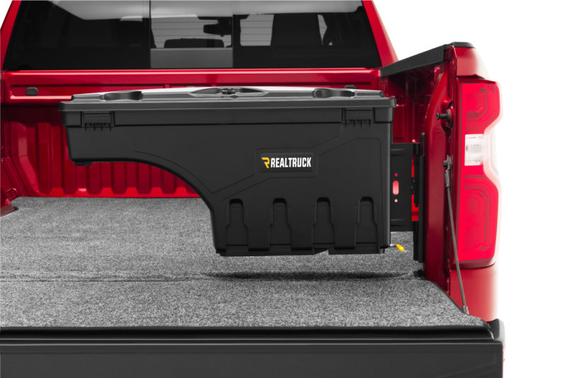 UND SwingCase Boxes