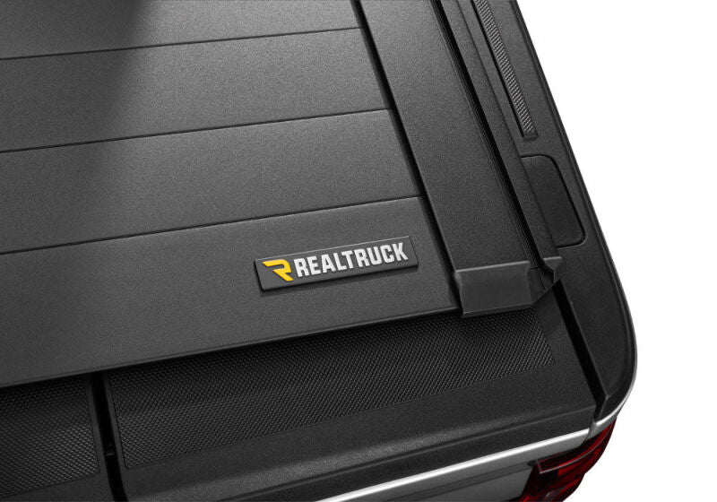 RetraxPRO with EZ-Off FRC-4000 Retractable Tonneau Cover for 2017-2027 Ford F-250/F-350 Super Duty 6 ft 10 in Bed