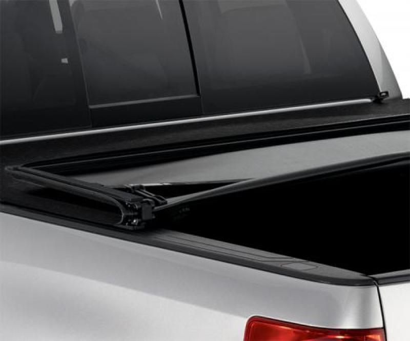 Lund 2019 Chevrolet Silverado 1500 (5.5ft. Bed) Genesis Elite Tri-Fold Tonneau Cover - Black