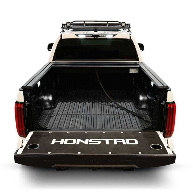 Westin Manual Retractable Tonneau Cover for 2022-2023 Toyota Tundra 5.5ft Bed - Black