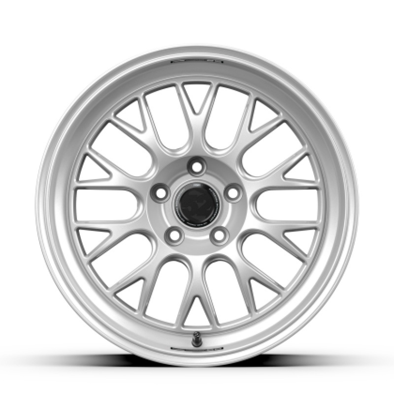 fifteen52 - fftRSHRS-89054+38 - Holeshot RSR Radiant Silver Wheel