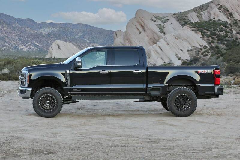 Fabtech fabFTS22214 17-20 Ford F-250/F-350 4WD 4-Inch Rear Box Kit