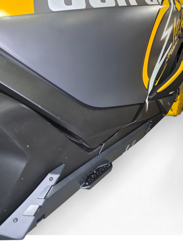 Elektric Offroad Volt Series Rocker Guards for 2024+ Can-Am Maverick R – Side-Impact Protection with Built-In Step Plate