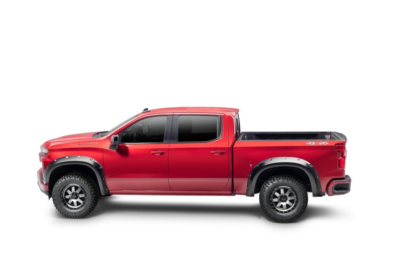 Bushwacker 19-23 Chevrolet Silverado 1500 Pocket Style Fender Flares 4pc - Smooth Black