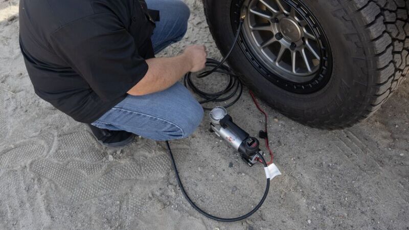 Air Lift Digital Portable Compressor, 120 PSI, 12-Volt, Part Number ALF16188