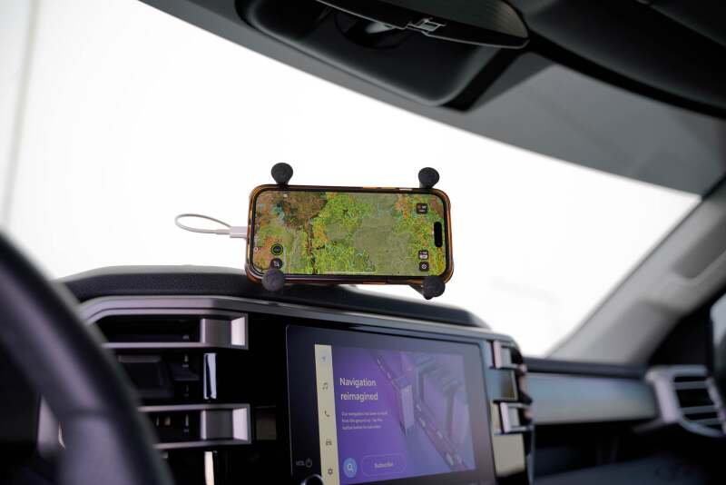 DV8 Offroad Digital Device Dash Mount dveDMT2-01 for 2022–2025 Toyota Tundra and Sequoia