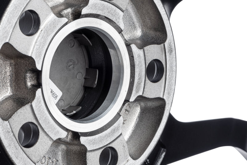 APR Hub Centric Ring - 66.5mm to 57.1mm Adapter for APR A01 and S01 Wheels