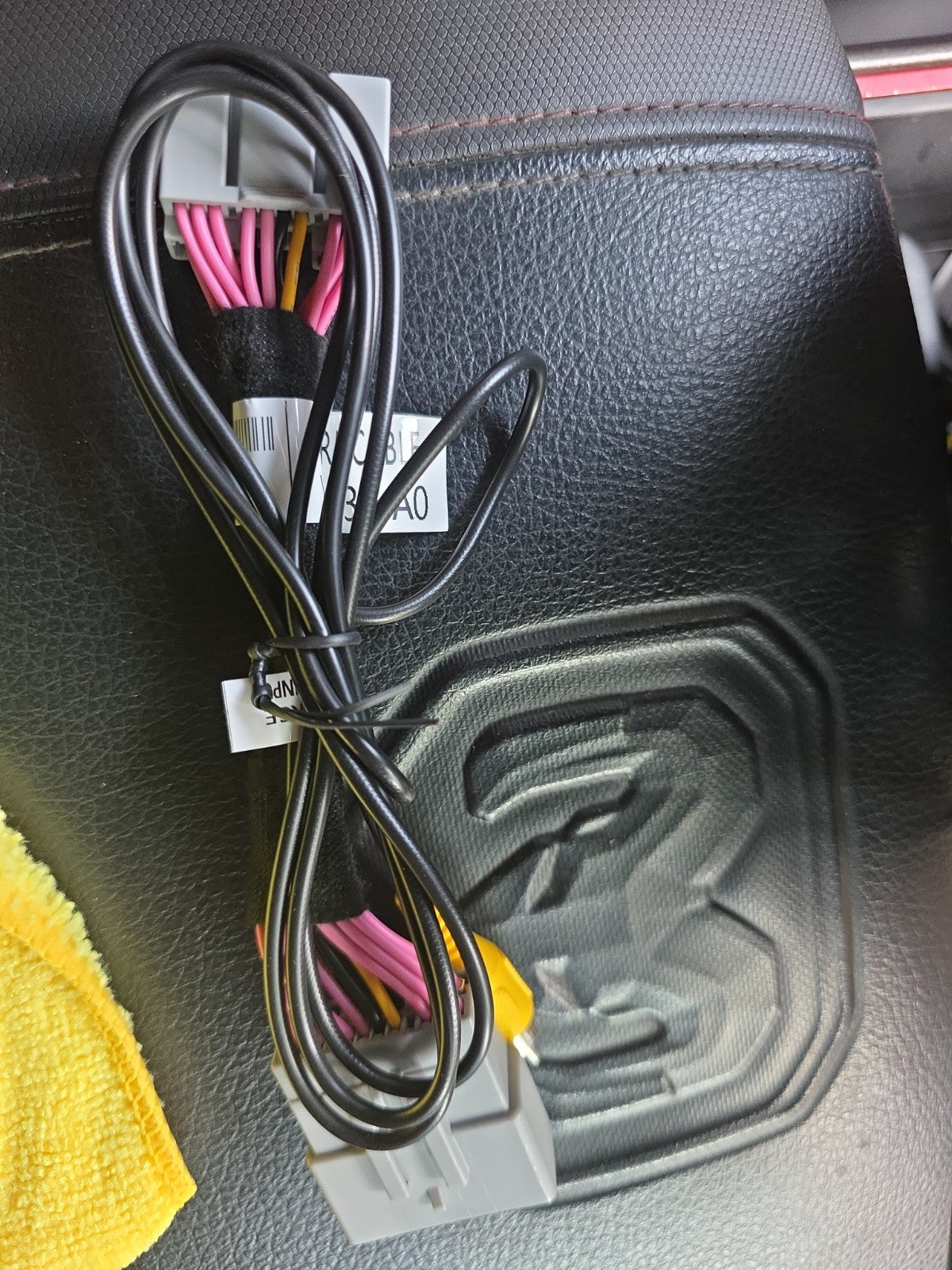 Linkswell Jeep/RAM Misc - Fact Mirror B/U Camera Adapt (DGPUMIRADPT)