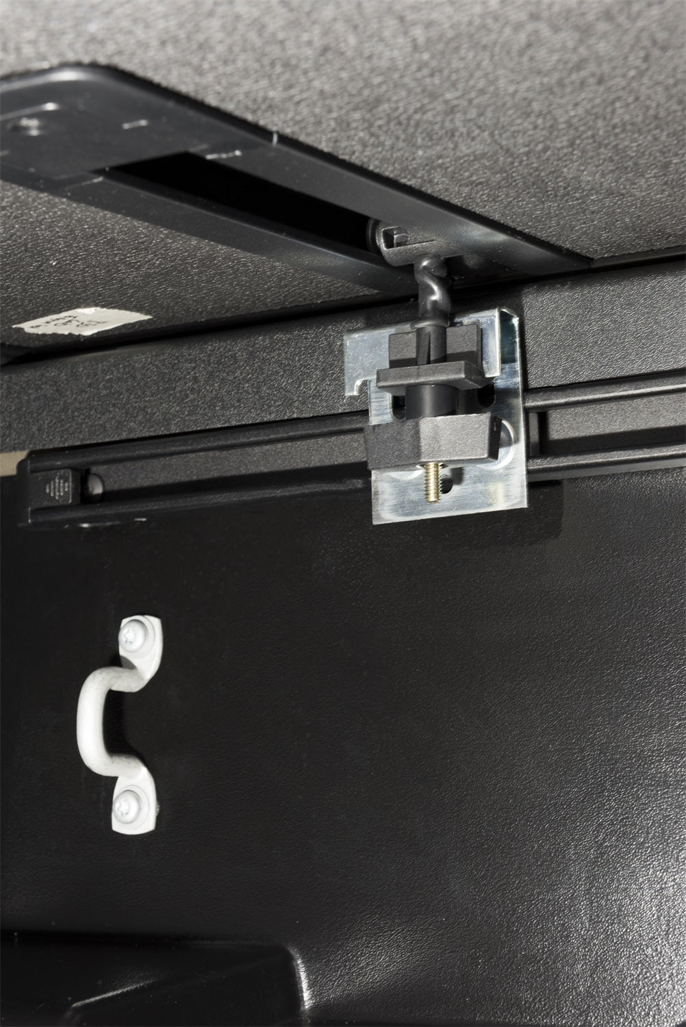 Extang - 83465 - Tonneau Cover -  83465 Solid Fold 2.0 - 14-21 Tundra 6'7" w/out Deck Rail System - P/N: 83465