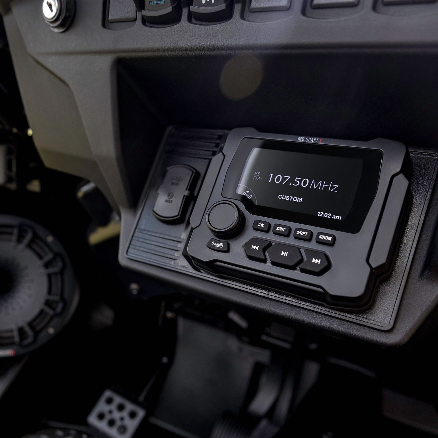MB Quart GMR-LED - is a Multimedia Digital Entertainment Controller