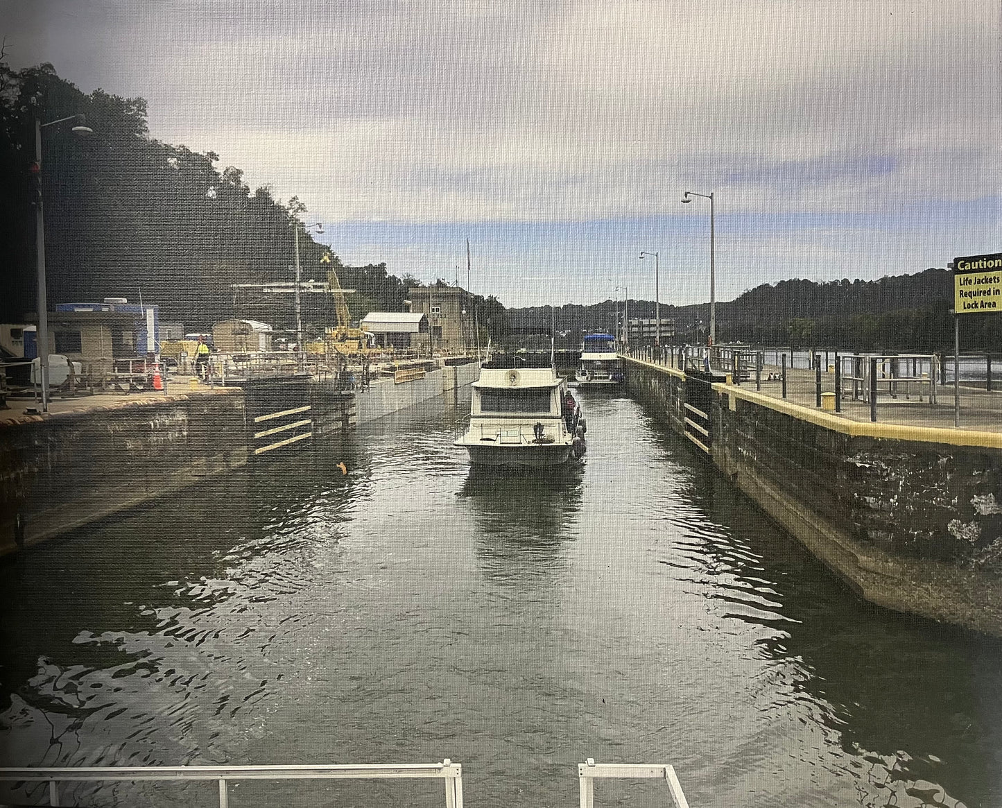 Visible Soundz 21" x 17" Canvas Bluetooth Speaker VS2117BT17