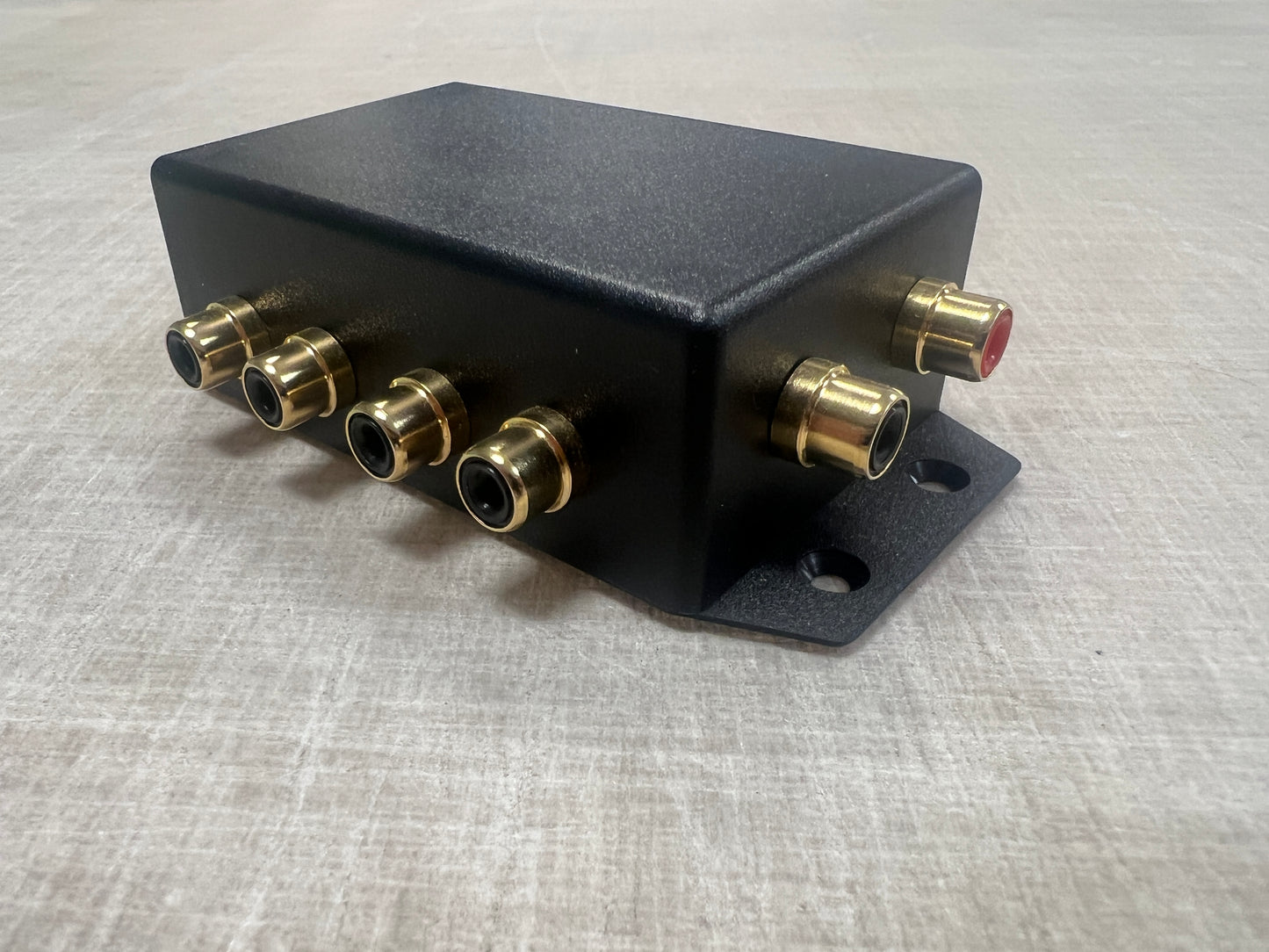NCE - RCA Distribution Blocks - View 10