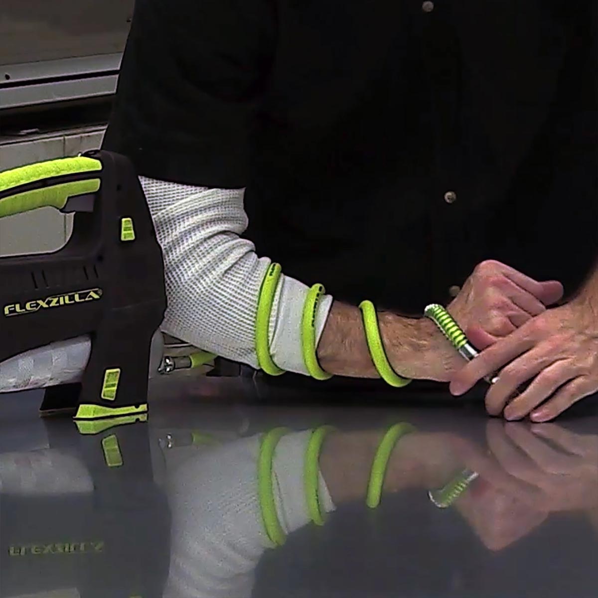 Flexzilla L2955FZSP Grease Hose with Spring Guard, 1/8 in. x 18 in., 1/8 in. MNPT Ends