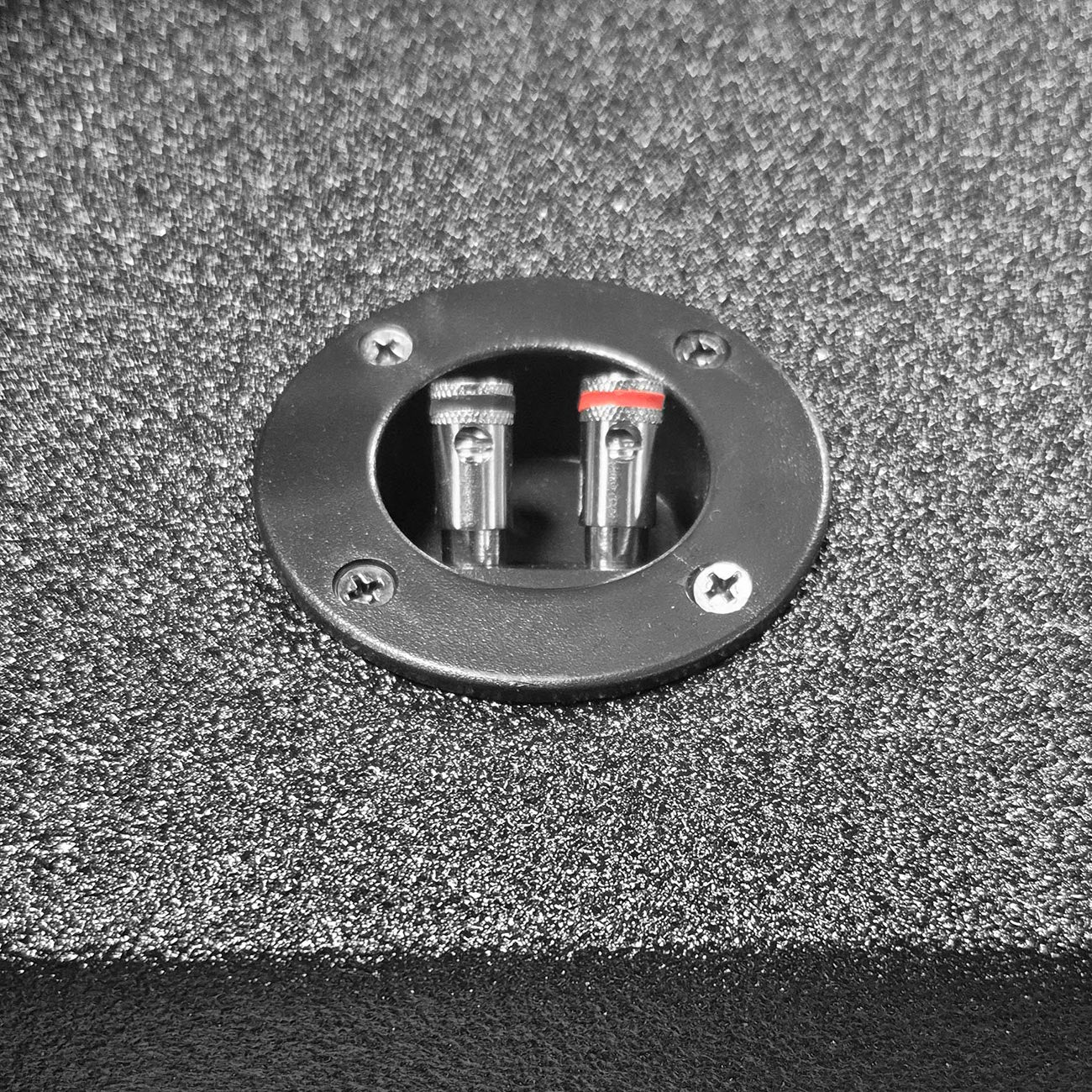 Qpower Dual 8-Inch Ported GMC/Chevy High Transfer & Double Cab Subwoofer Enclosure - Model QBGMCFF07208DCAB