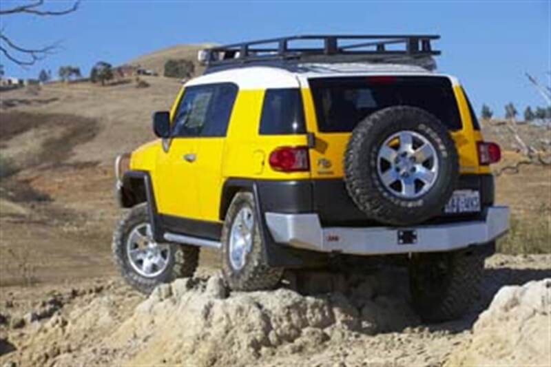 ARB Summit Rear Bumper and Fitting Kit Bundle 5620010 for 2007-2014 Toyota FJ Cruiser
