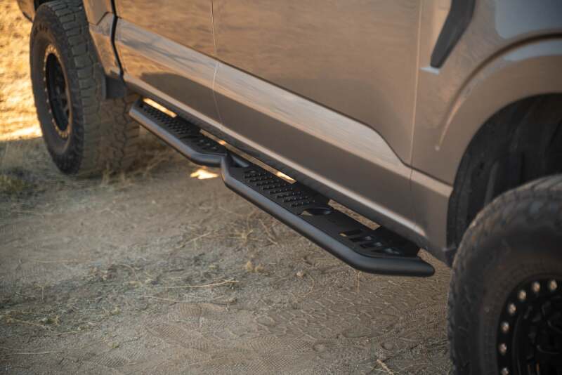DV8 Offroad OE Plus Side Steps for 2015-2024 Ford F-150 Crew Cab - Part Number dveSRFF1-01