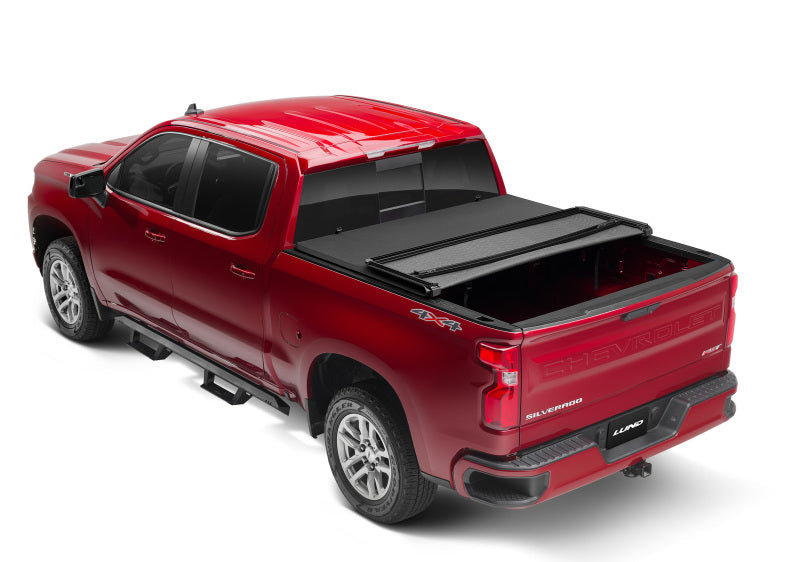 Lund 2019 Chevrolet Silverado 1500 (5.5ft. Bed) Genesis Elite Tri-Fold Tonneau Cover - Black