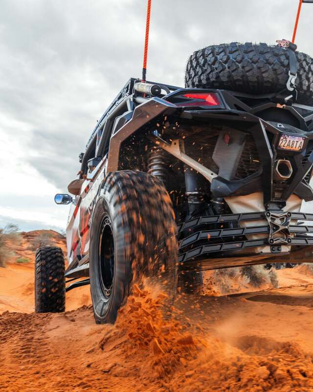 Elektric Off Road Front Sway Bar Links for 2017+ Can-Am Maverick X3 – Heavy-Duty Billet Aluminum Upgrade