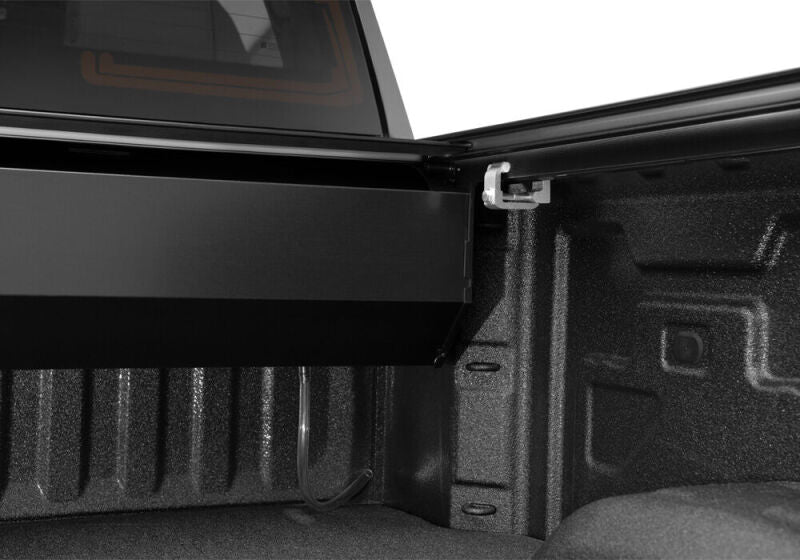 Retrax - RTX60484 - RetraxONE MX Retractable Tonneau Cover