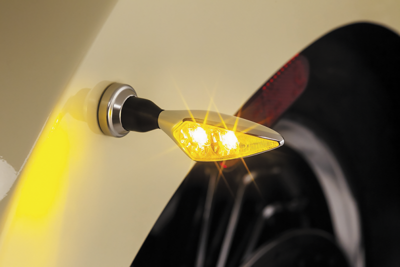 Kuryakyn Rhombus Amber Front Left/Right Rear Chrome LED Turn Signal
