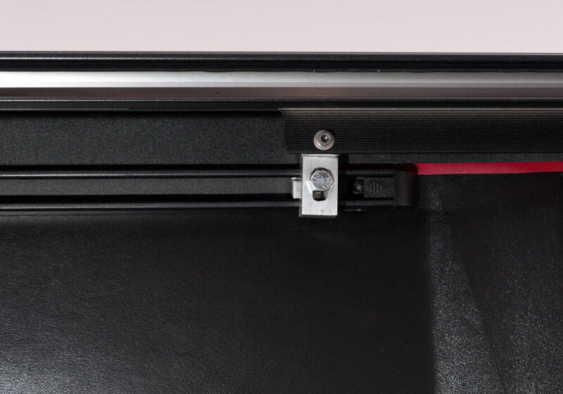 Retrax - RTX60851 - RetraxONE MX Retractable Tonneau Cover