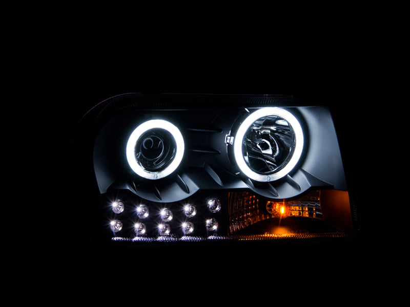 ANZO 2005-2010 Chrysler 300 Projector Headlights w/ Halo Black