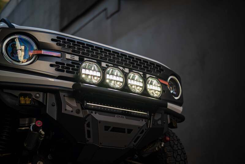 DV8 Offroad BE7RW108W-H 7-Inch Halo Elite Round Light with Accent Halo