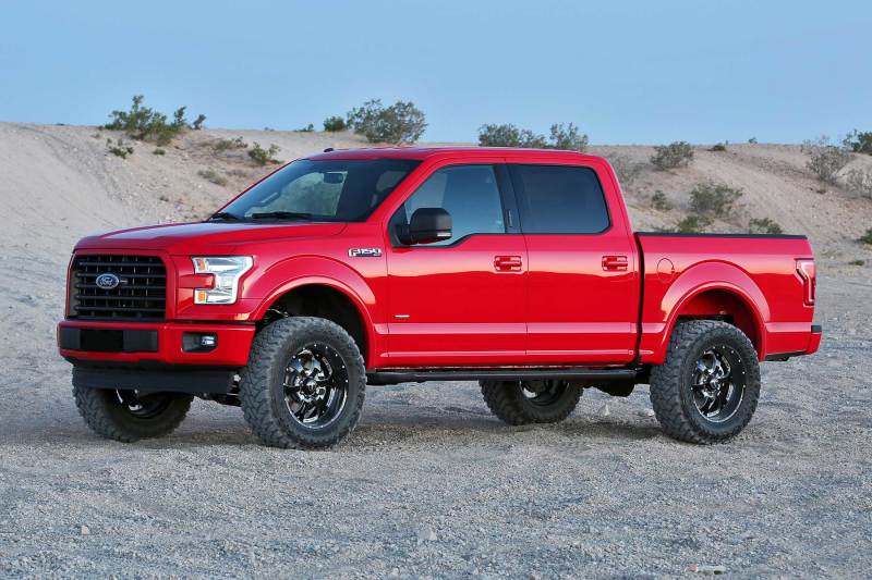 Fabtech 15-18 Ford F150 2WD 4in Basic System w/Rear Stealth Shocks