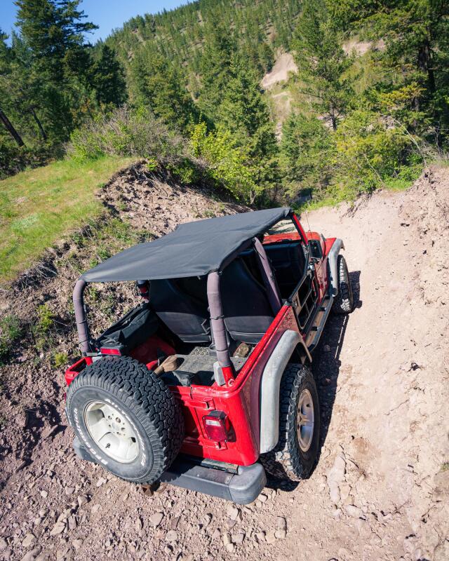 Bestop 97-02 Jeep Wrangler TJ Header Safari Bikini Top (Mesh)