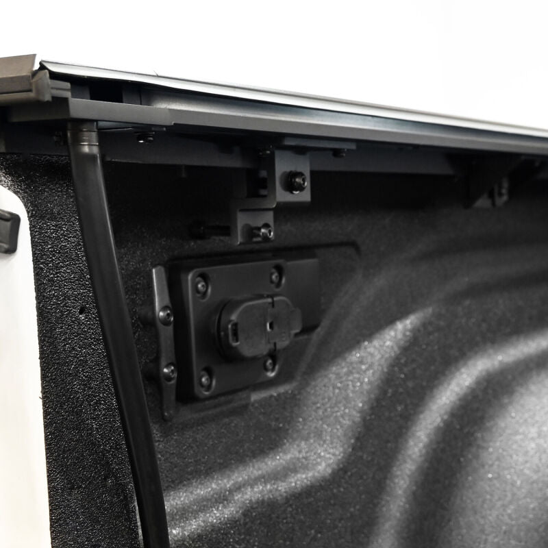 Westin 19-25 RAM 2500/3500 6.4ft Bed Power Retractable Tonneau Cover - Black