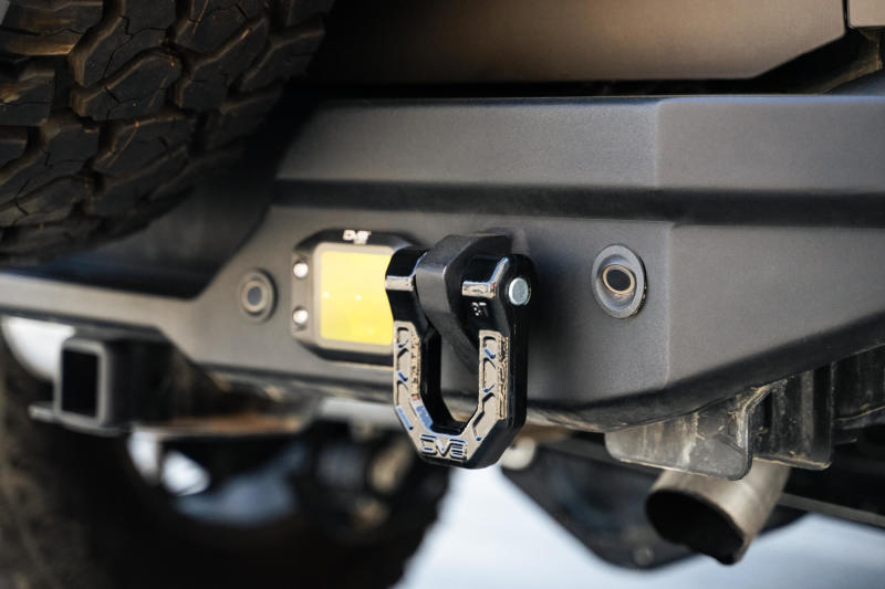 DV8 Offroad Elite Series D-Ring Shackles - Pair