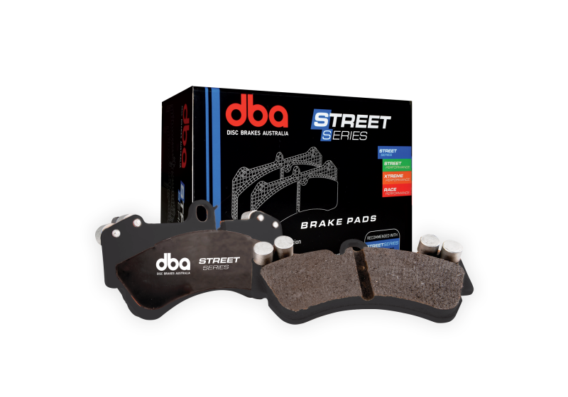 DBA Street Series Front Brake Pads for Toyota Land Cruiser 1983-1990 – High-Performance OE-Level Brake Pads