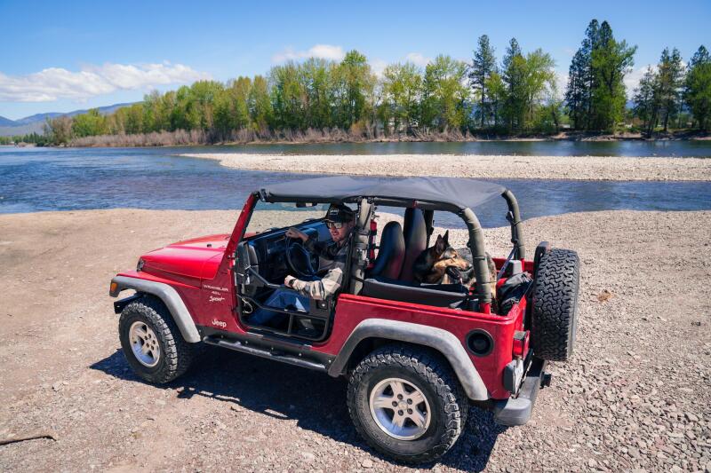 Bestop 97-02 Jeep Wrangler TJ Header Safari Bikini Top in Black Denim