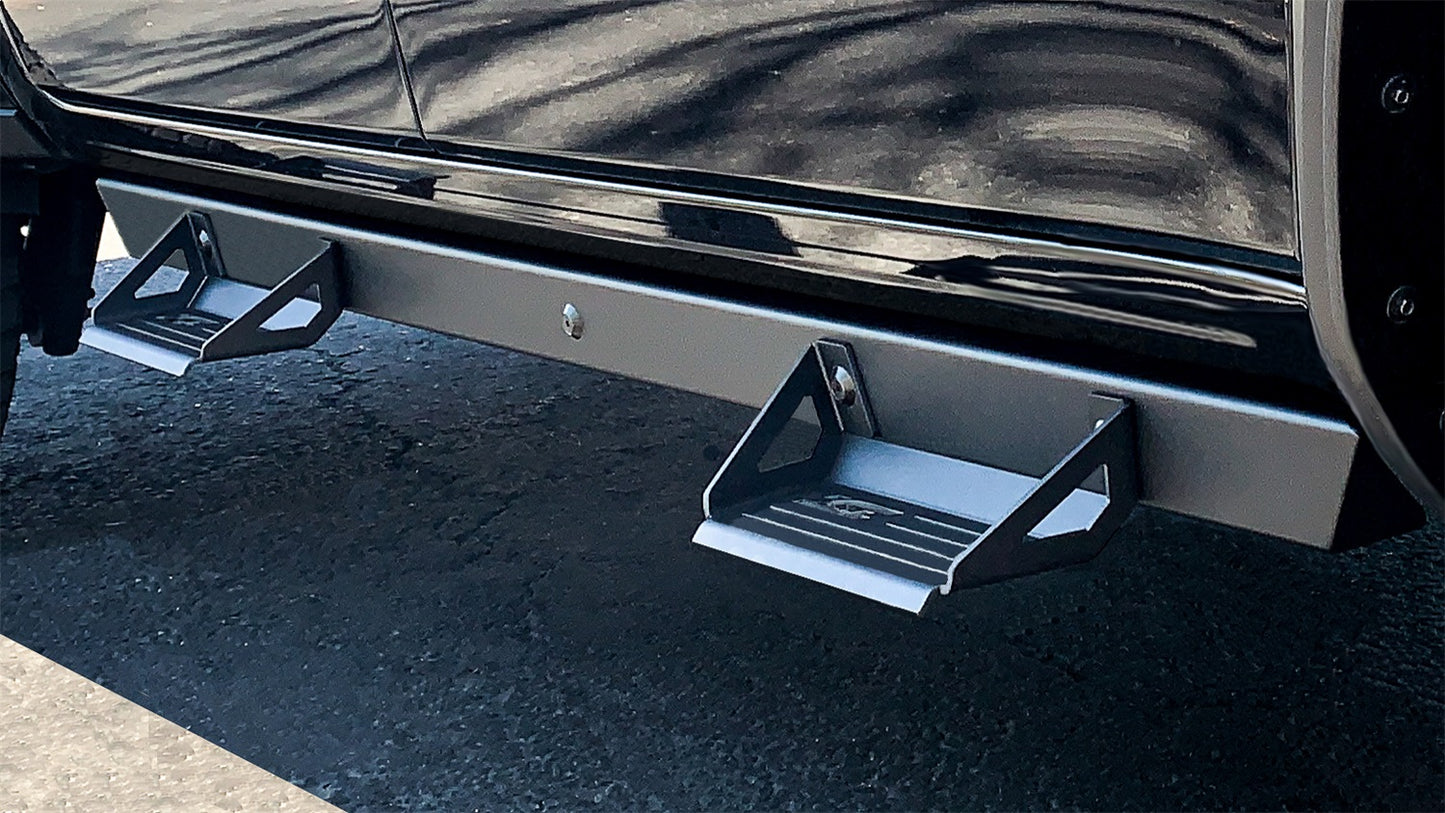 Innovative Creations Inc - 840121412906 - ICI (Innovative Creations) 840121412906 Alumilite Side-Steps Fits Wrangler (JL)