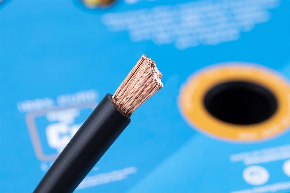 Memphis 8FB250 250 ft. 8 Gauge Black Wire Spool - View 1